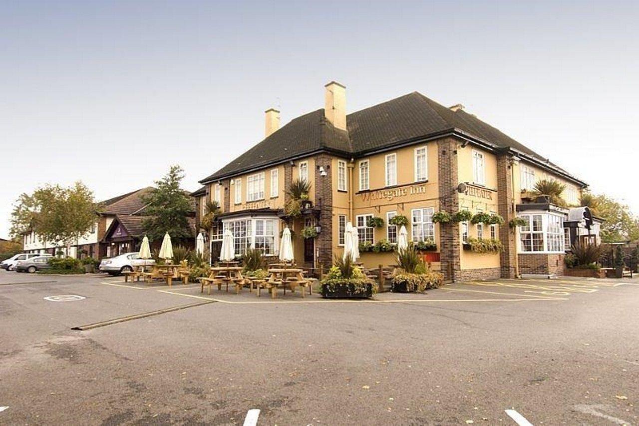 Premier Inn Oldham - Broadway Exterior foto